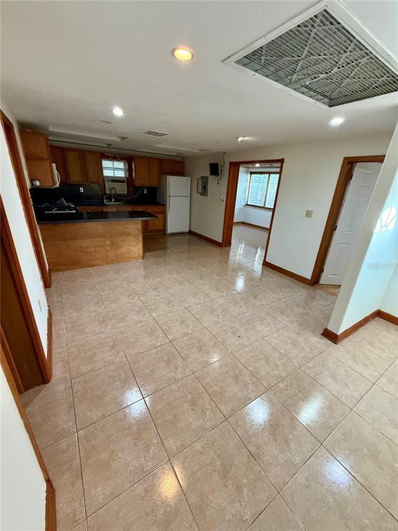 Building Photo - 106 Mason St