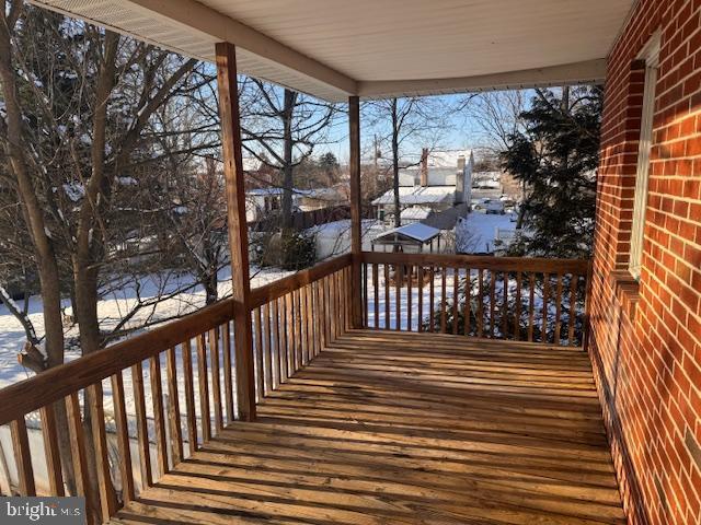 Building Photo - 132 N Main St