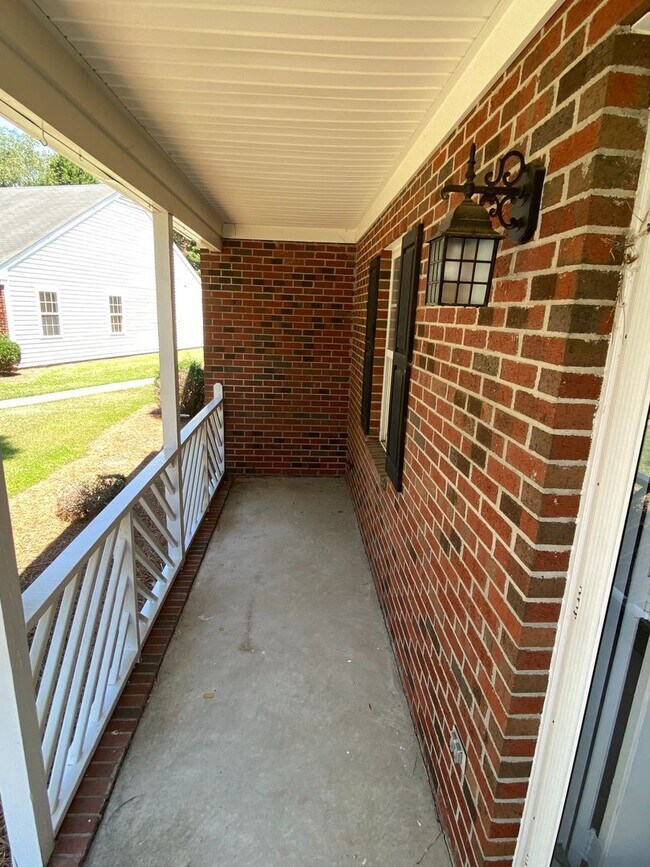 Primary Photo - Jayne Lane Duplexes - Bldg 2