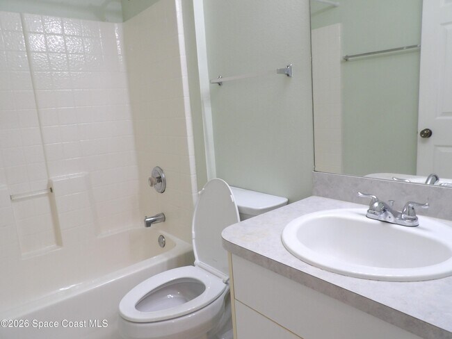 Building Photo - 998 Camden Ave NW