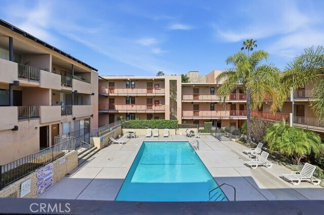 Building Photo - 17000 Burbank Blvd