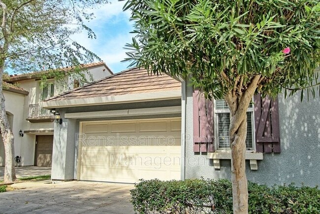 Building Photo - 363 W Viento St