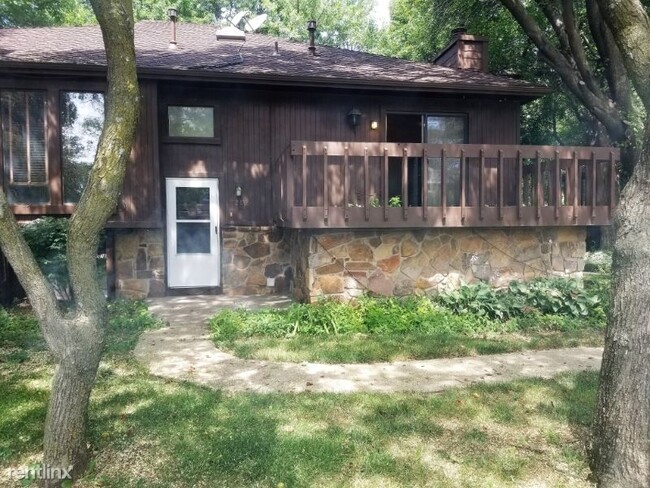 Primary Photo - 2 br, 2 bath Condo - 2421 Yellowstone #2202