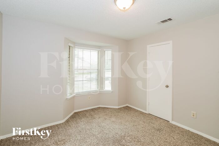 Building Photo - 2106 Stein Way