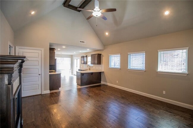 Building Photo - 3214 SW Stonepoint Ave