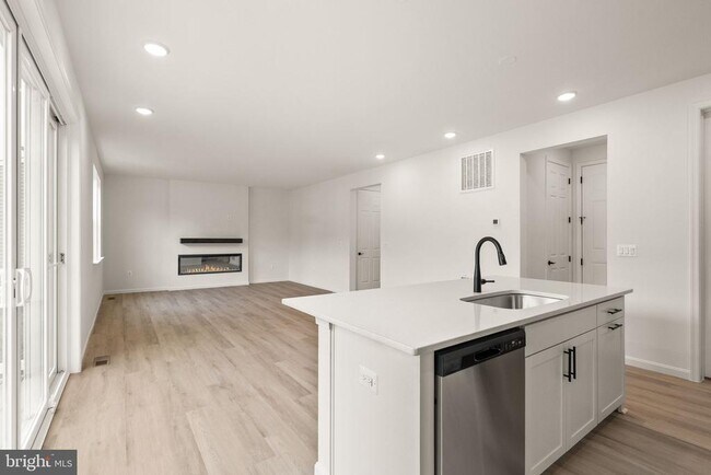 Building Photo - 9166 Arctic Fox Wy