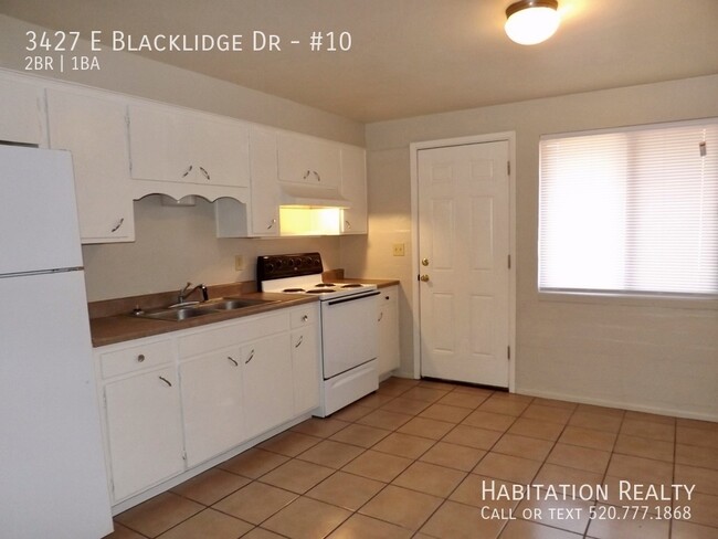 Primary Photo - Lovely 2Bed/1Bath with a Community Pool in...