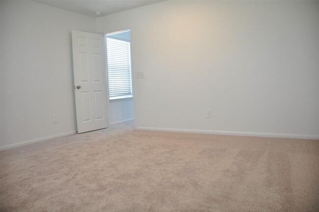 Building Photo - 10614 Cashew Run Ln