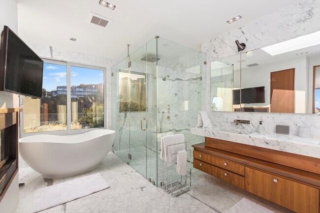 Building Photo - 1439 Devlin Dr