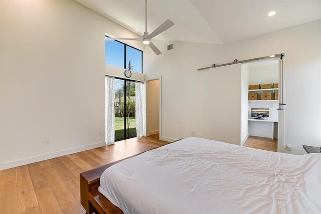 Building Photo - 6007 Nasco Dr