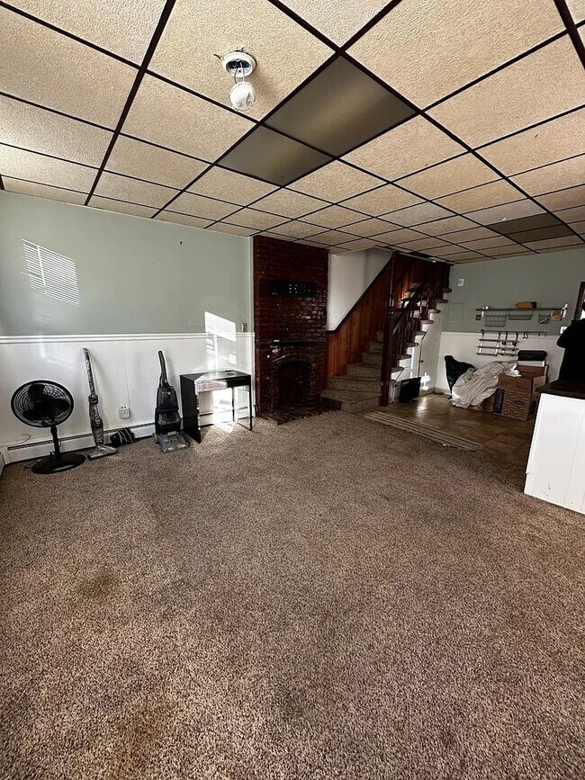 Building Photo - 1523 S 10th St