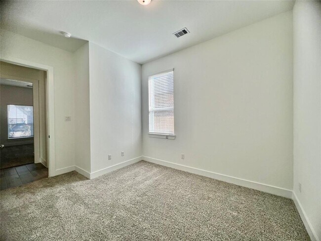Building Photo - 10642 Blossom Bend Ln