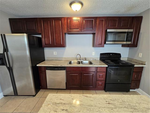 Building Photo - 2704-06 Dawson St