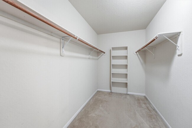 Building Photo - 5211 Cayenne Ln