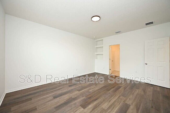 Building Photo - 1011 N Brunnell Pkwy