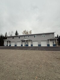 Building Photo - 413 E 8th Ave