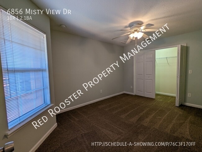 Building Photo - 3 bedroom townhouse, Lakeside community, P...