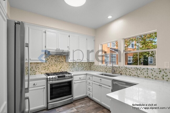 Building Photo - 3583 Madison Common