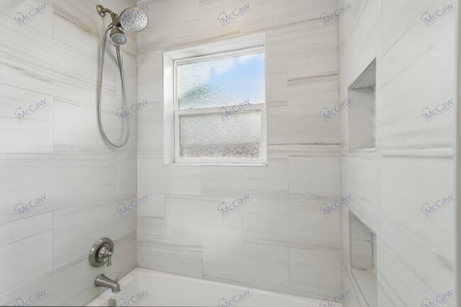 Building Photo - 4710 Wateka Dr