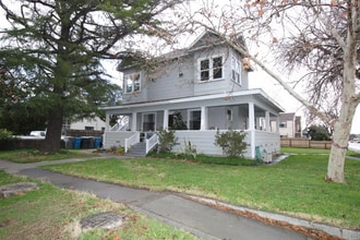 Building Photo - 309 N Adams St