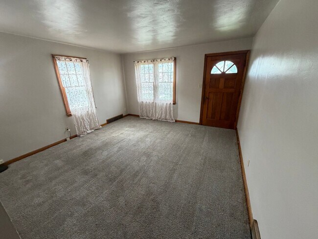 Building Photo - 159 E Judson Ave