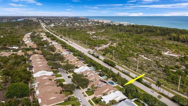 Building Photo - 111 Seashore Dr