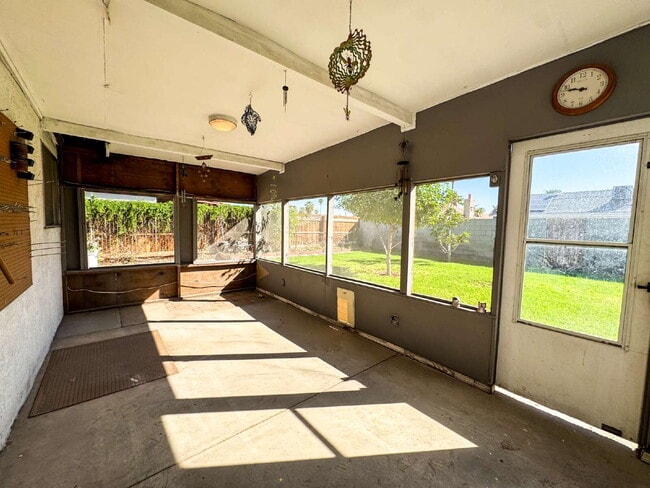 Building Photo - "Spacious 4-Bedroom, 2-Bathroom in Yuma!"
