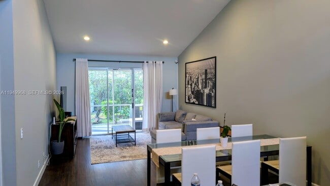 Building Photo - 20478 Vía Marisa