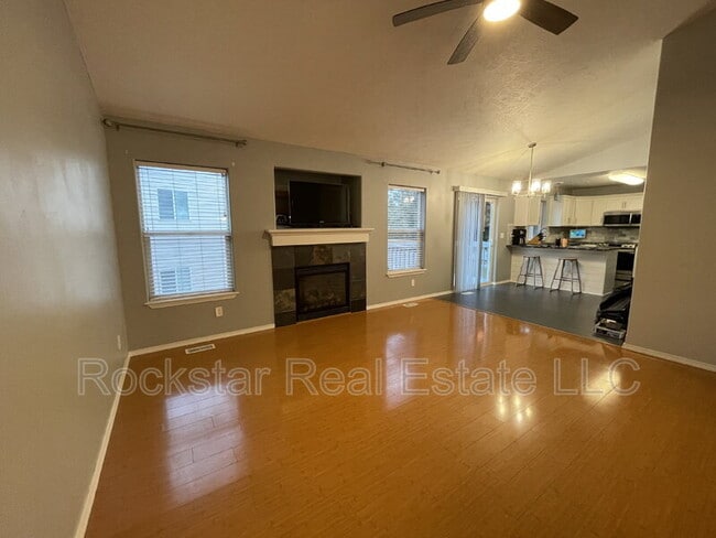 Building Photo - 9022 W Campus Dr