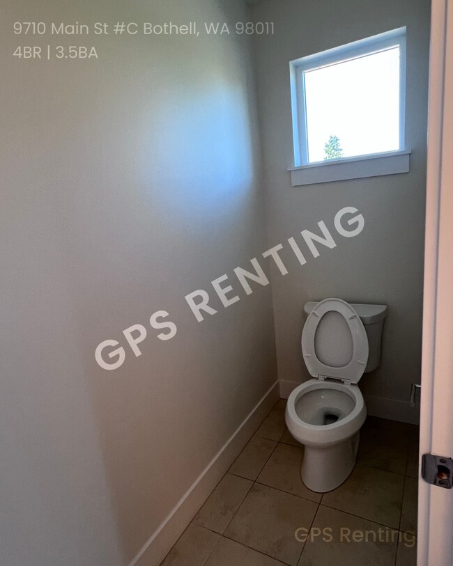 Building Photo - Beautiful Bed 4, Bath 3.5, home!