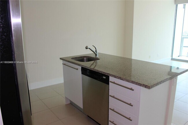 Building Photo - 888 Biscayne Blvd