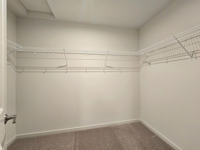 Building Photo - 4 Bedroom Home in Monroe Available Now!