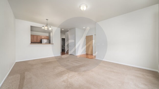 Building Photo - End Unit Townhome in Ridgeview at Stetson ...