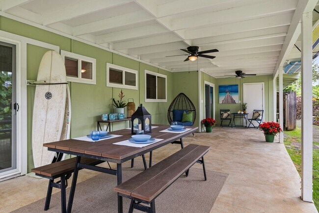 Building Photo - 3BR/3BA Unfurnished Home in Enchanted Lake...