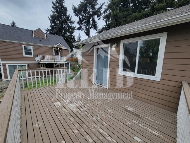 Building Photo - 4114 McCall Blvd W