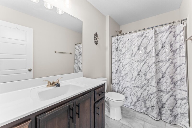 Building Photo - 1498 Fredrick Dr