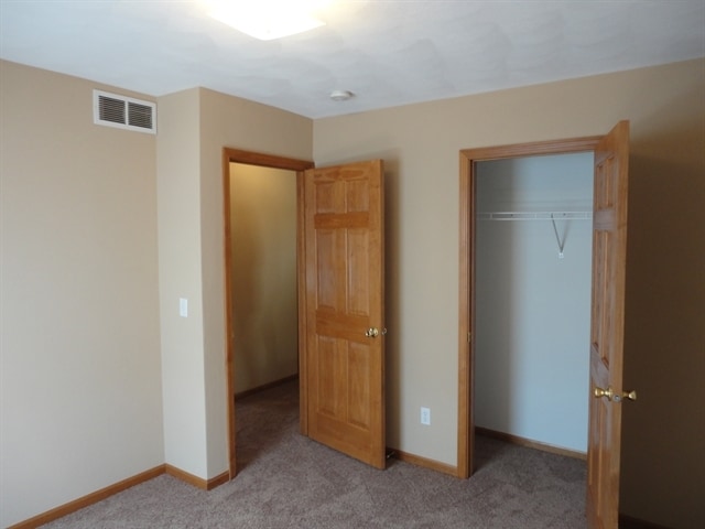 Building Photo - 5498 Bastian Blvd