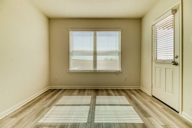 Building Photo - 8002 Vacek Meadows Loop