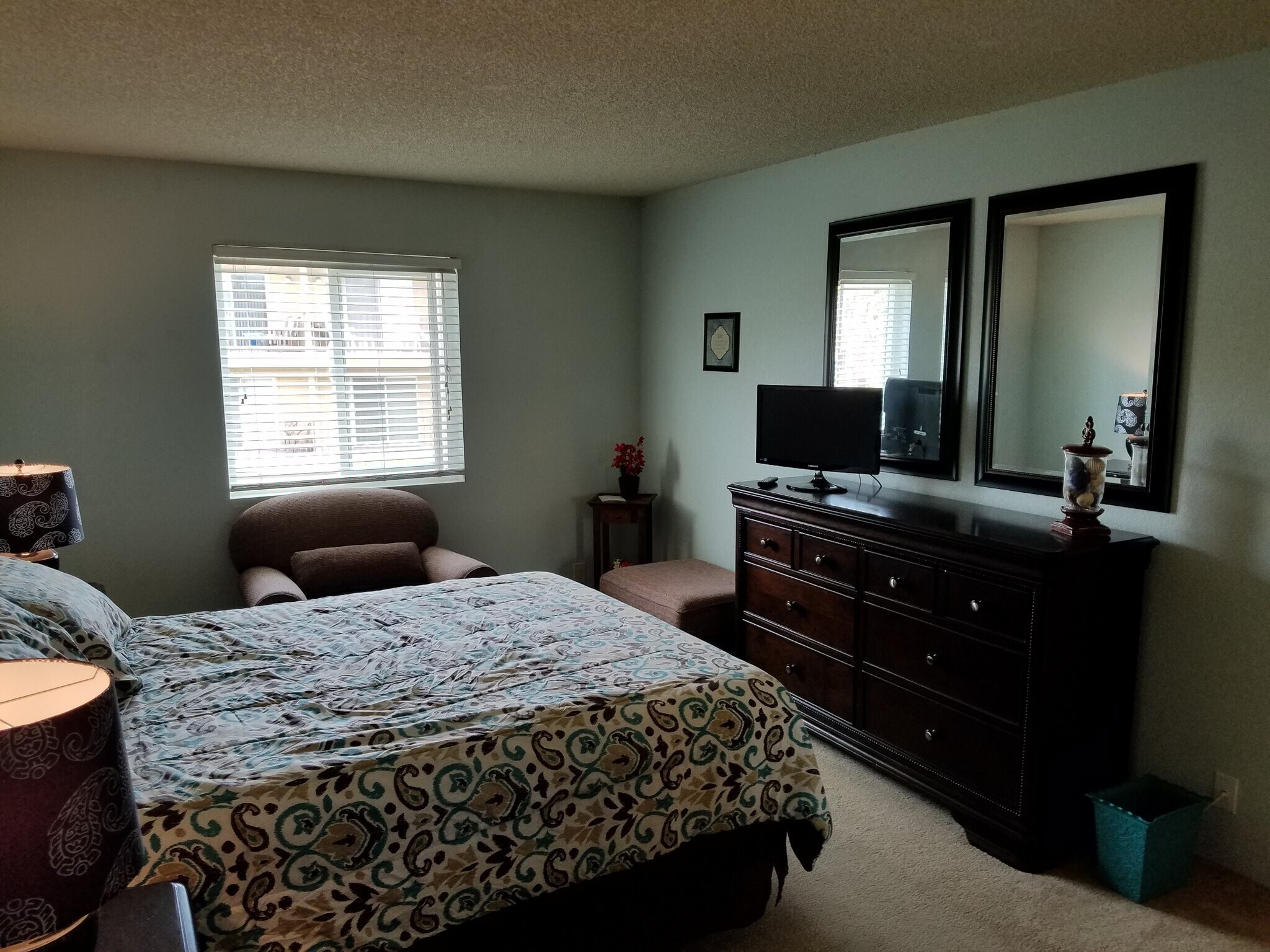 Building Photo - 276 Lake Havasu Ave