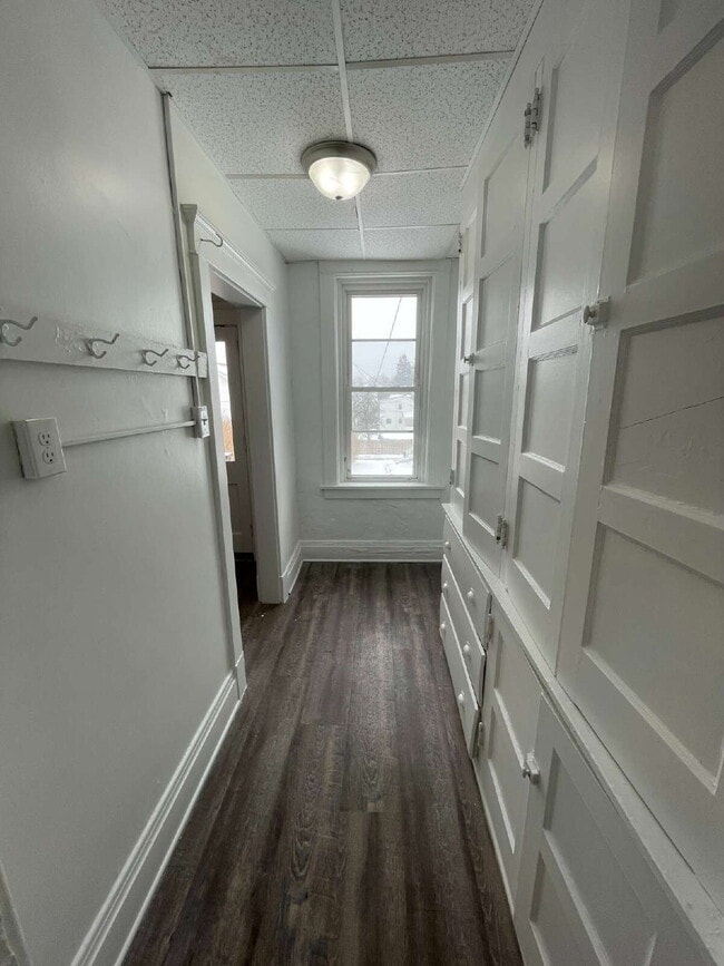 Building Photo - Cozy 3-Bedroom in Greensburg – Walk to Shopping & Dining!