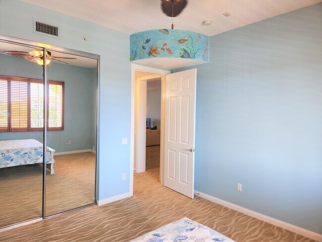 Building Photo - 9 Harbour Isle Dr E