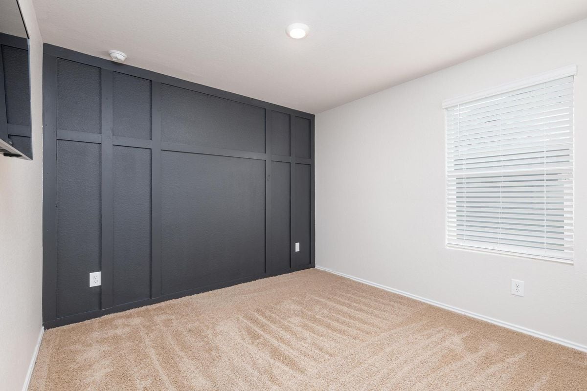 Building Photo - 105 Black Wolf Run