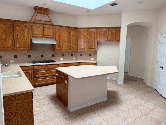 Building Photo - 2348 St Paul Rd