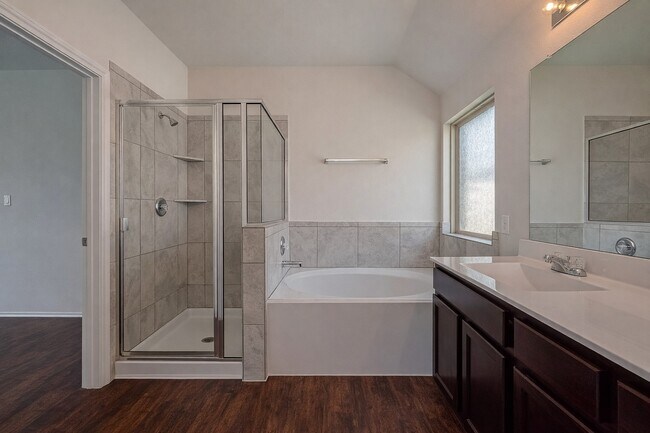 Building Photo - 25911 Rustical Rd