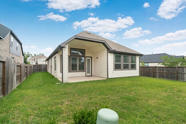 Building Photo - 10718 Blossom River Dr