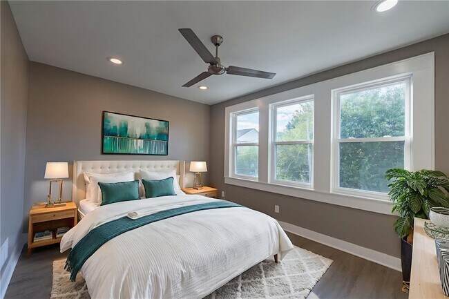 Building Photo - 531 N Euclid Ave