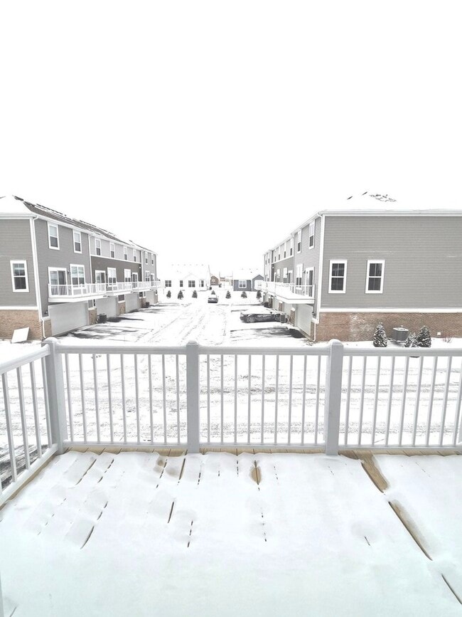 Building Photo - 14952 Dyer Ln