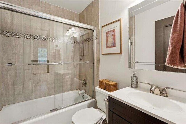 Building Photo - 3137 Ann Rd SE