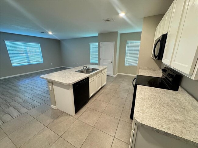 Building Photo - 2327 Ashberry Ridge Dr