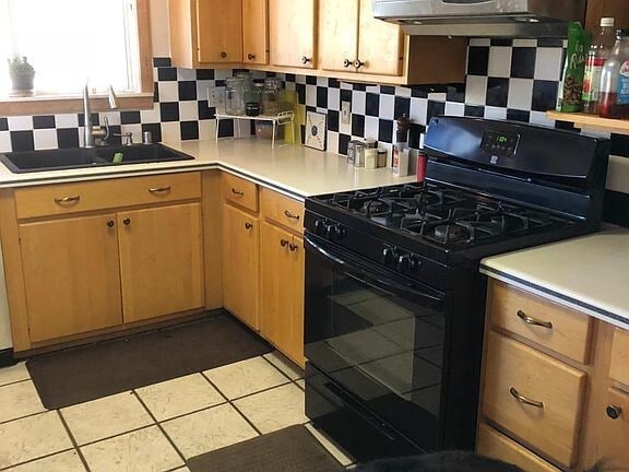 Building Photo - 2521 36th St